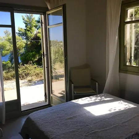 Holiday home Thymari House