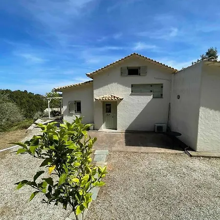 Thymari House Holiday home